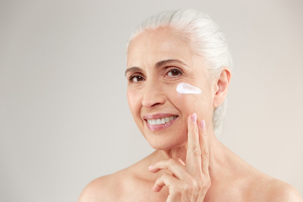 crema ultra hidratanta pentru ten matur